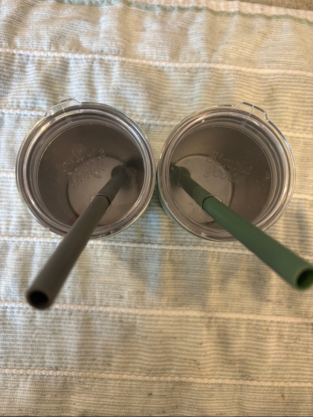 Simple Goods kids stainless steel 8oz tumbler with acrylic lid & Silicon Straw - Picture 5 of 6